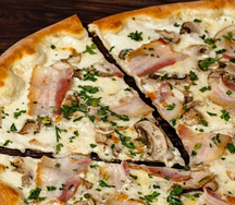 Пицца Бекон и грибы