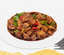 Рулька с овощами
