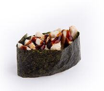 Гункан с курицей и терияки