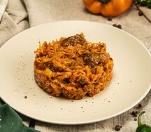 Тушёная капуста с копчёностями