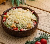 Салат Цезарь с курицей