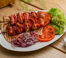 Сувлаки с курой 