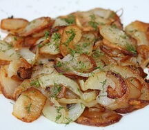 Картофель, жаренный с луком