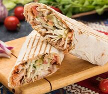 Шаурма свинина с сыром и картошкой