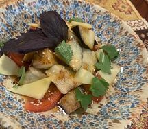 С хрустящим баклажаном и сыром сулугуни 