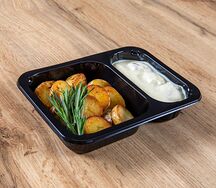 Фрикадельки в горчично-сливочном соусе и молодой картофель