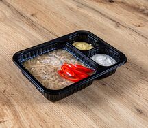 Студень мясной с горчицей и хреном