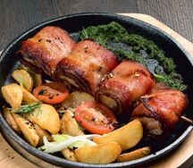 Шашлычок из куры в беконе