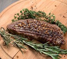 Стейк из мраморной говядины