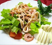 Салат из морепродуктов