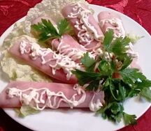 Ветчинные рулетики