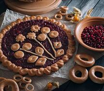 Пирог с клюквой