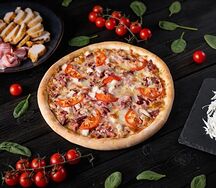 Пицца Мясная с белым соусом