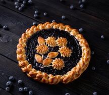 Пирог с черникой