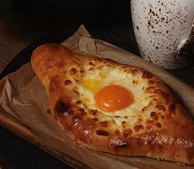 Хачапури по-аджарски
