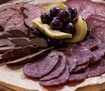 Мясная тарелка