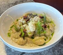 Ньокки с курицей и страчателлой 