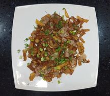 Картофель жареный по-деревенски