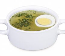 Куриный бульон с яйцом