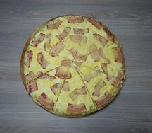 Пицца с беконом