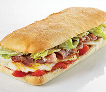 Панини с яйцом и беконом