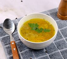 Куриный суп с лапшой