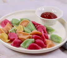 Пельмешки цветные с кетчупом