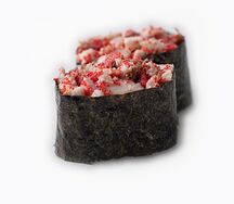 Гункан с угрем и спайси-соусом