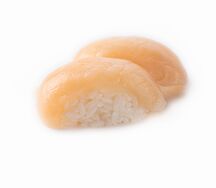 Суши с гребешком