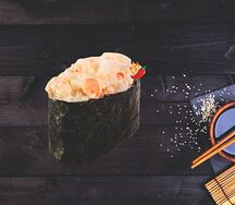 Гункан с креветкой
