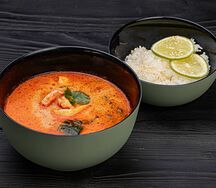 Том ям с креветкой и кальмаром