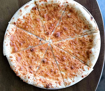 Фокачча с чесноком и сыром