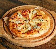 С грушей и сыром дорблю