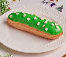 Эклер Фисташковый