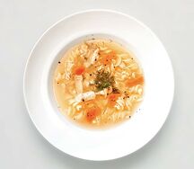 Куриный суп с фузилли