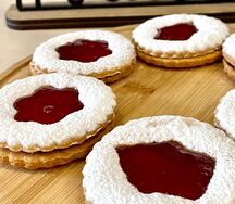 Линцерское печенье с джемом