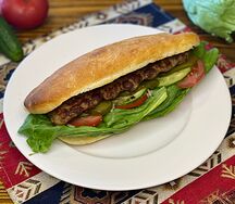 Люля-кебаб из баранины в лепешке