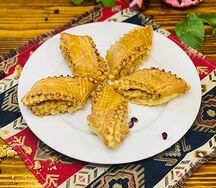Гата с грецкими орехами