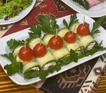 Рулетики с семгой и сливочным сыром