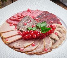 Ассорти мясное