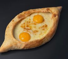 Хачапури по-аджарски 
