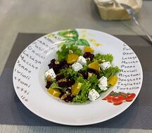 Салат со свеклой и сыром Фета