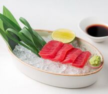 Сашими Тунец