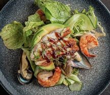 Салат с морепродуктами