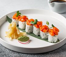 Спайси-ролл с лососем