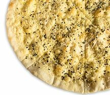 Фокачча с сыром и кунжутом
