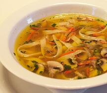 Суп-лапша с курицей и грибами