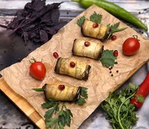 Баклажан, фаршированный сыром