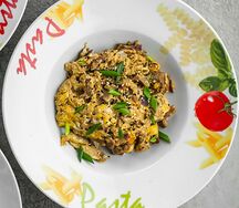 Японский омлет с рисом и говядиной