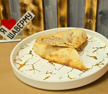 Хачапури с сыром и ветчиной 